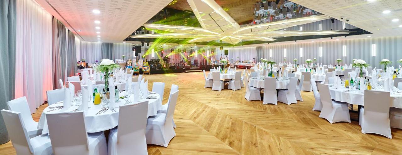 Ibis Styles Nowy Targ Hotel Eksteriør billede
