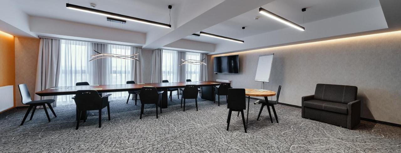 Ibis Styles Nowy Targ Hotel Eksteriør billede