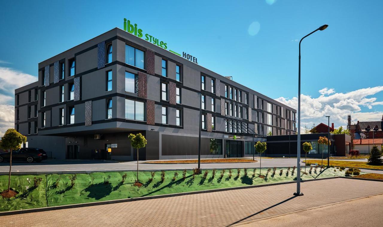 Ibis Styles Nowy Targ Hotel Eksteriør billede